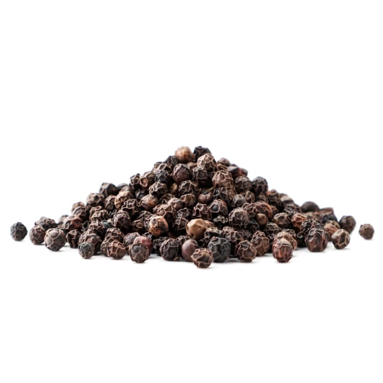 Black pepper cultivation at Tan Tai Company's partner farms