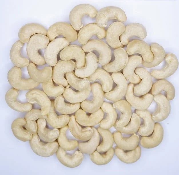 Processing premium cashew nuts at Tan Tai Company facility